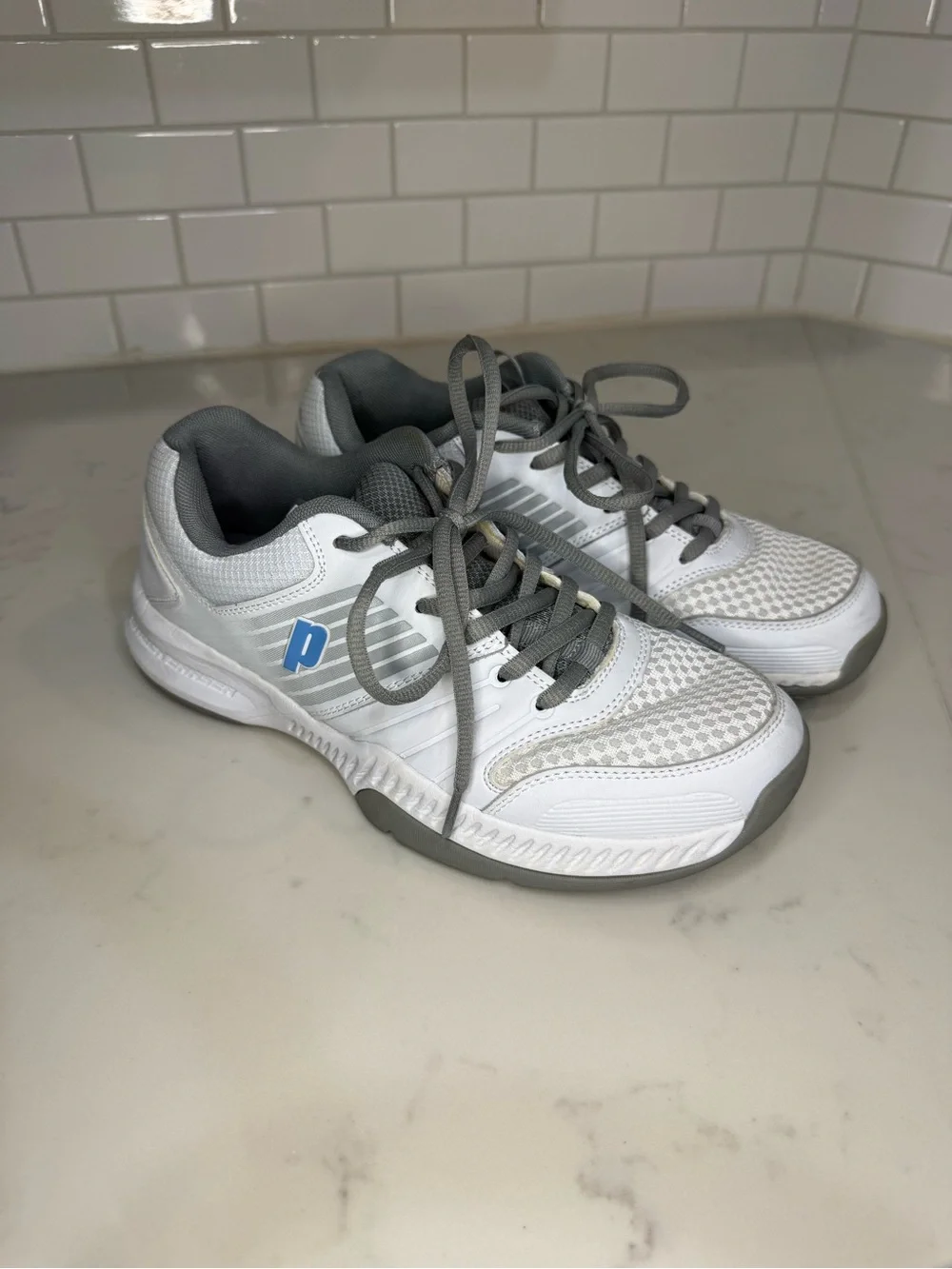 Women’s Prince Truth Court Tennis Pickleball Shoes size 9